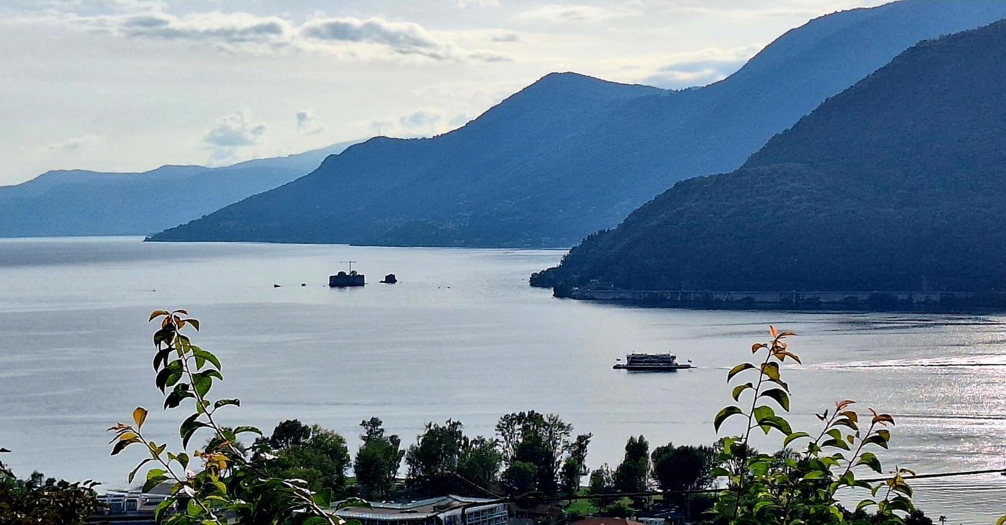 Sole & Lago-Lake Maccagno Екстериор снимка